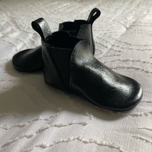 Freshly Picked Chelsea Boots- Size 4